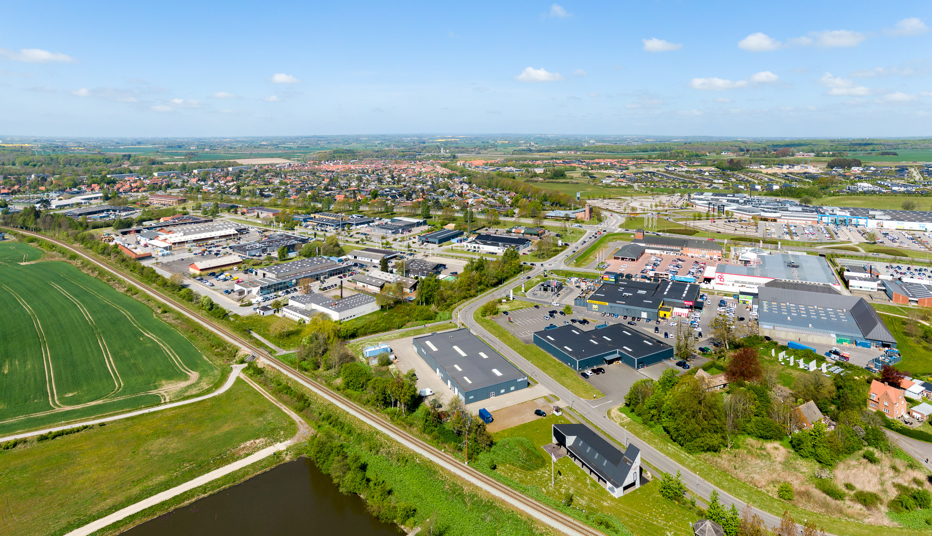 Holsted-Syd-industriomraade-naestved-v-dronefoto.jpg